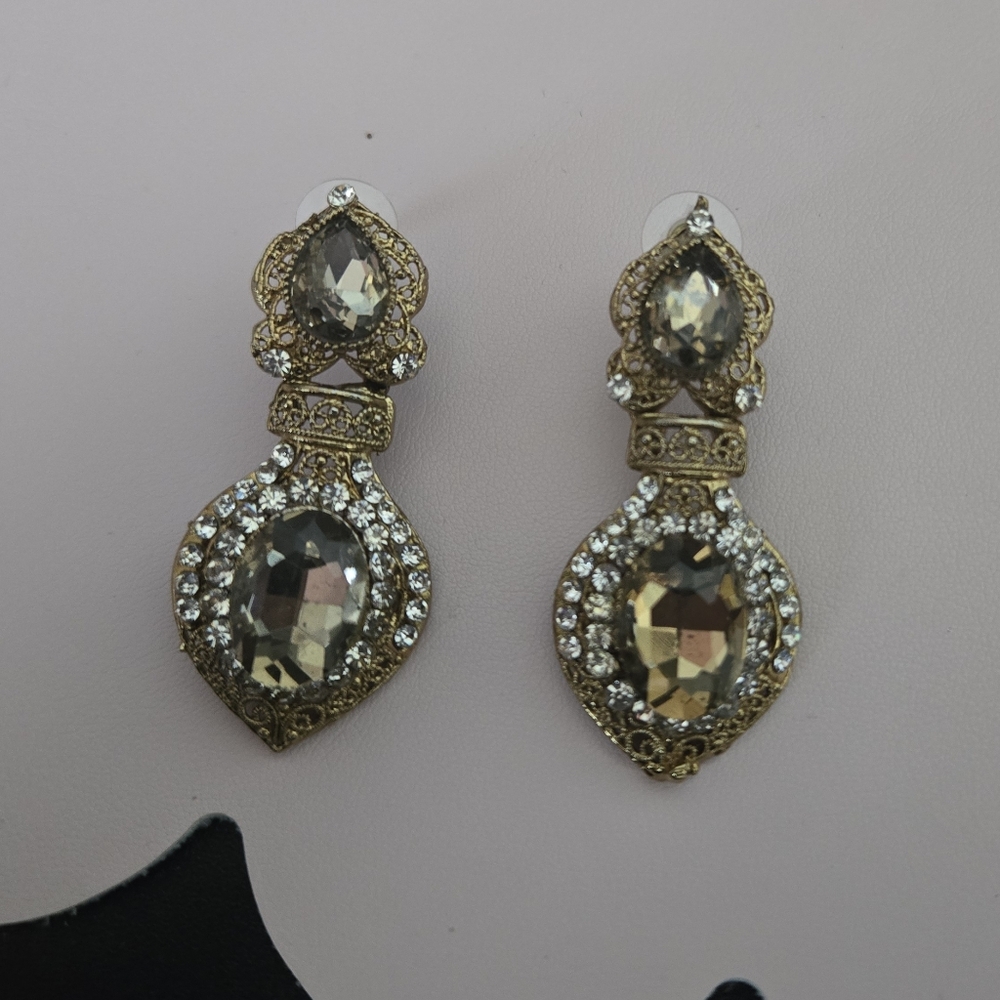 Pakistani Desi Gold Crystal Teardrop Dangle Earrings - Women Jewelry
